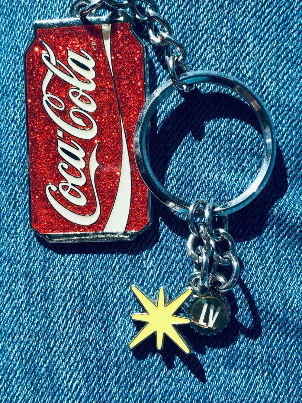 Coca Cola Keychain - Picture 2 of 7